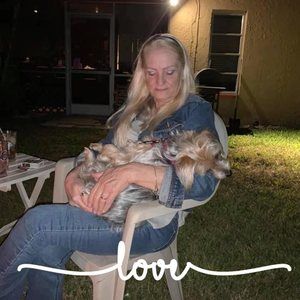 Meet your Posher, Debby